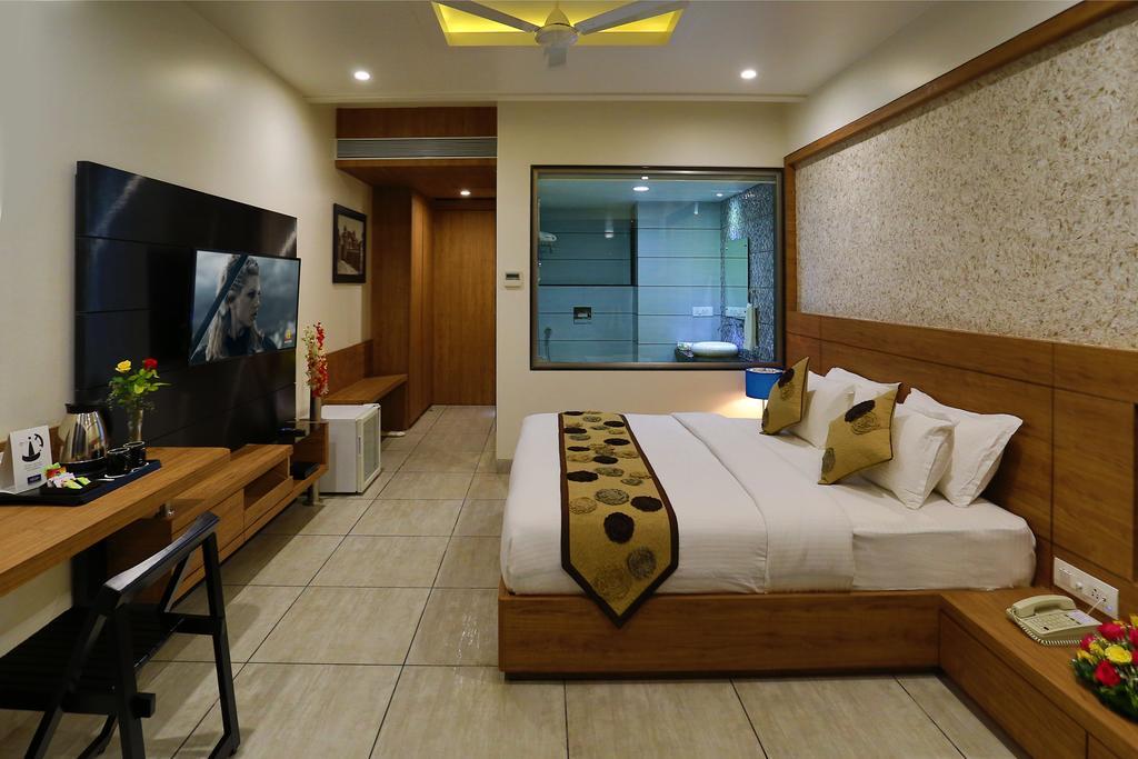 Grand Kailash Hotel Аурангабад Номер фото